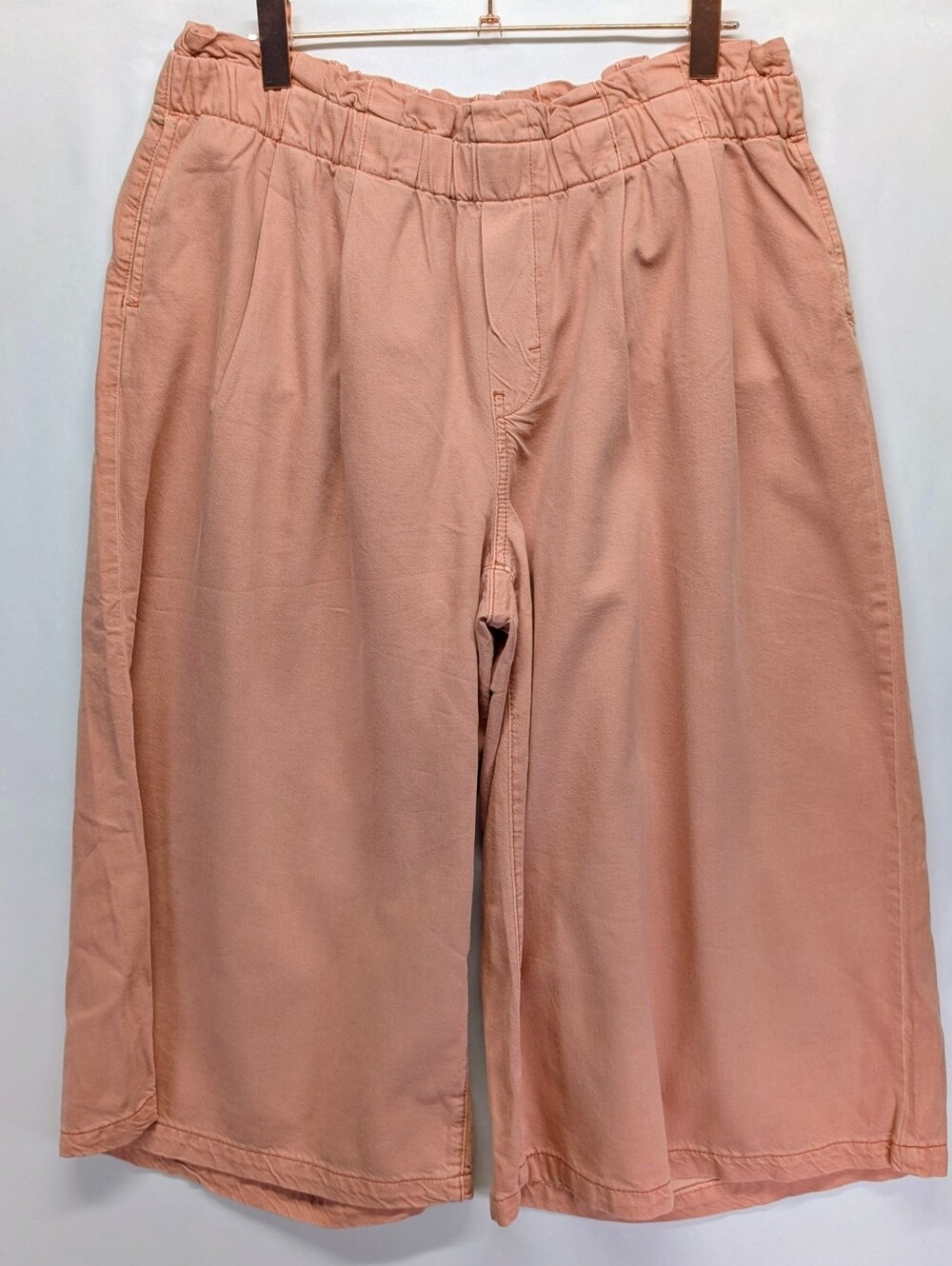 Pilcro Peach-Tone Elastic Waist Denim Crop